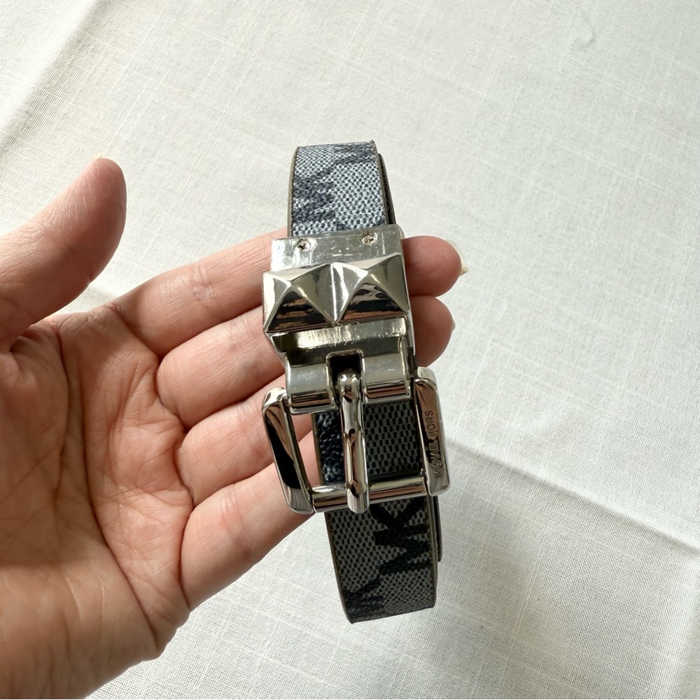 Michael Kors M Women's Twist Reversible Blue/Gray Belt Silver Buckle MK Logo - Picture 3 of 6